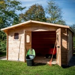 Abri Bois DOMMAR 14,85m² En Madriers Douglas 28mm + Couverture Onduline - HABRITA