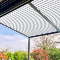 Pergola Bioclimatique En Aluminium Avec Lames Orientables Blanches TRAMONTO - DCB Garden 8 Pergola Bioclimatique En Aluminium Avec Lames Orientables Blanches TRAMONTO - DCB Garden -Boutique De Jardin pergola bioclimatique en aluminium avec lames orientables blanches tramonto dcb garden 2